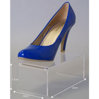U tipi platform h:7,5 x en:20 x d:10 cm..